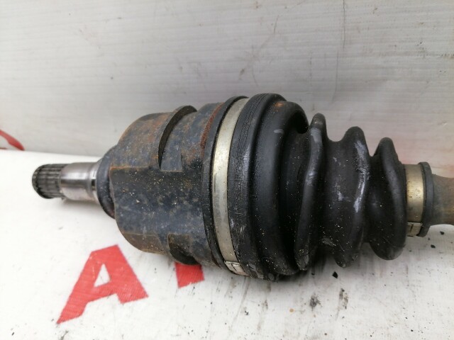 Привод короткий TOYOTA Caldina 7A-FE