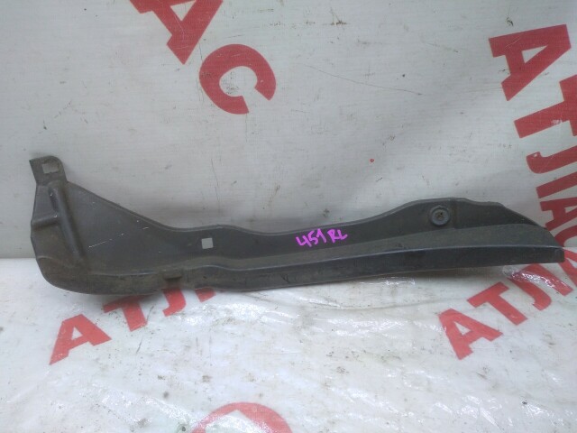 Подкрылок TOYOTA Corolla 