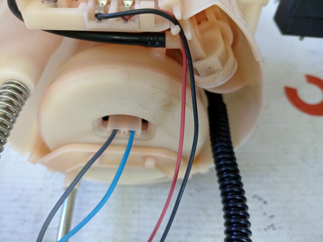 Бензонасос TOYOTA Corolla Axio 