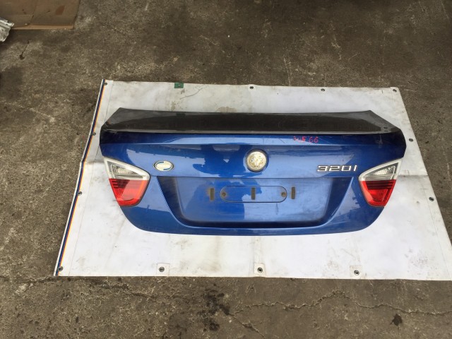 Крышка багажника BMW 3-Series 