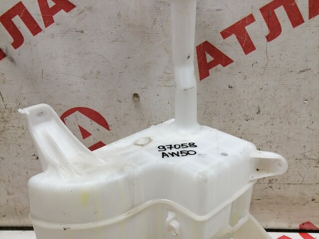 Бачок омывателя TOYOTA Camry 