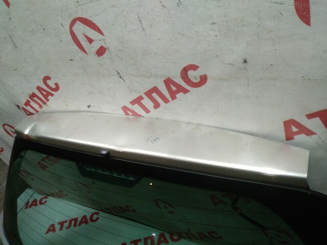 Дверь багажника TOYOTA Vitz 