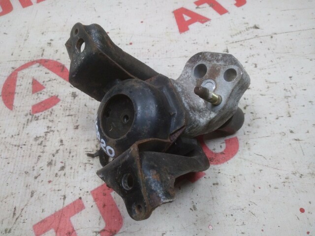 Подушка ДВС TOYOTA FunCargo 2NZ-FE