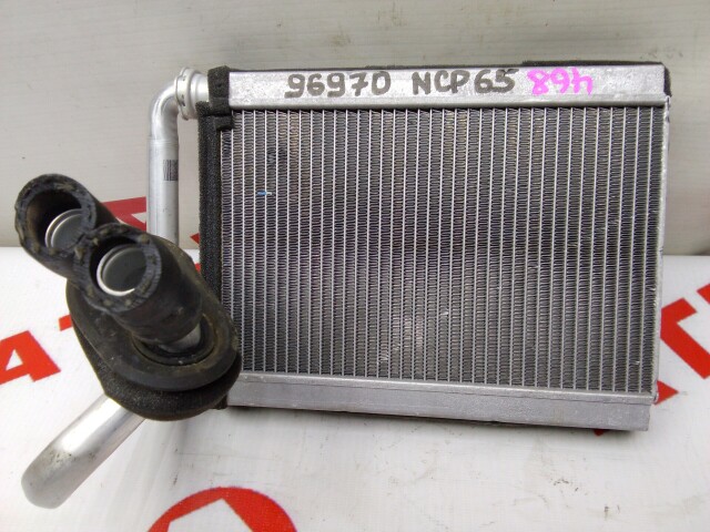 Радиатор печки TOYOTA Ist 