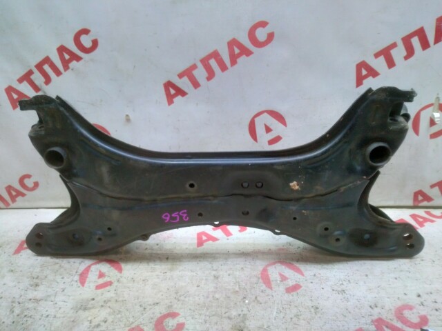 Балка поперечная TOYOTA Ist 