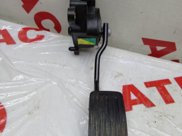 Педаль газа NISSAN X-Trail 