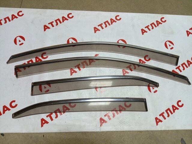 Ветровик TOYOTA Camry 