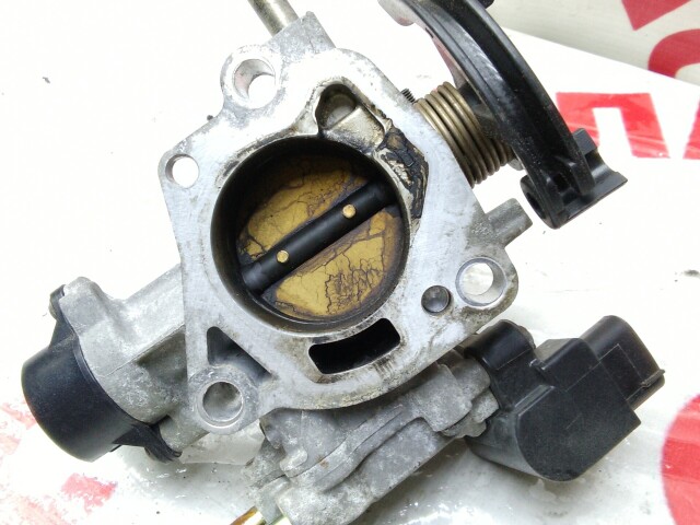 Дроссельная заслонка TOYOTA Corolla 1NZ-FE