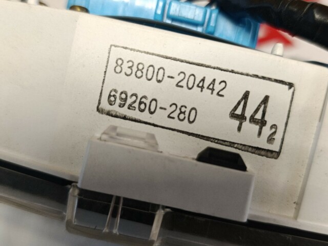 Щиток приборов TOYOTA Carina 