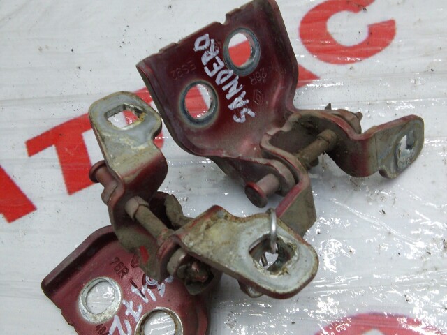 Кронштейны двери RENAULT Sandero Stepway 