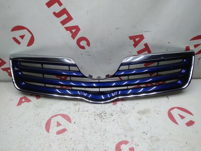 Решетка радиатора TOYOTA Avensis 