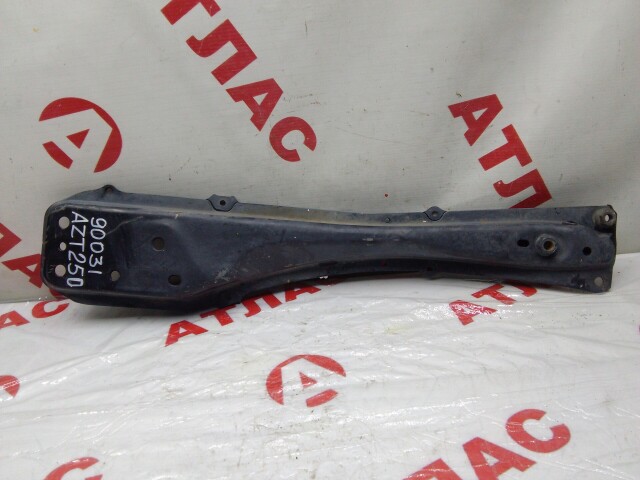 Балка продольная TOYOTA Avensis 