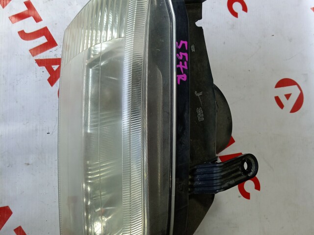 Фара NISSAN Sunny 