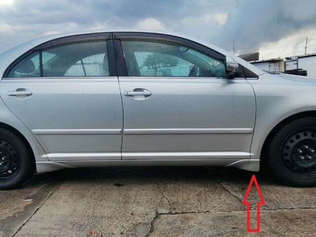 Накладка TOYOTA Avensis 