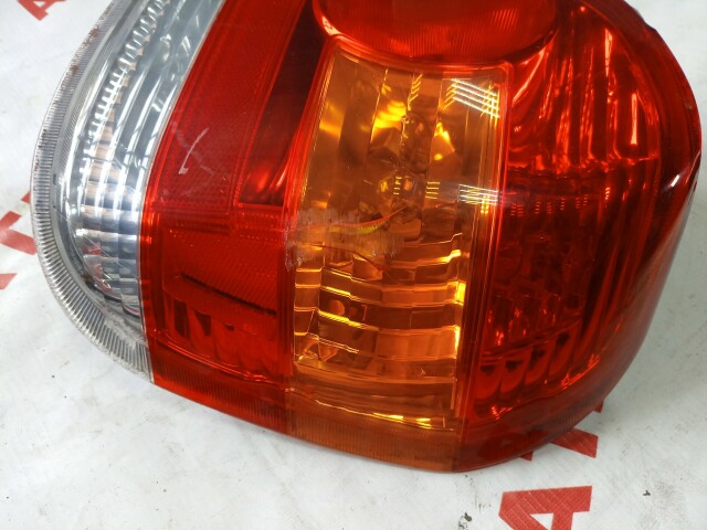 Стоп TOYOTA Platz 