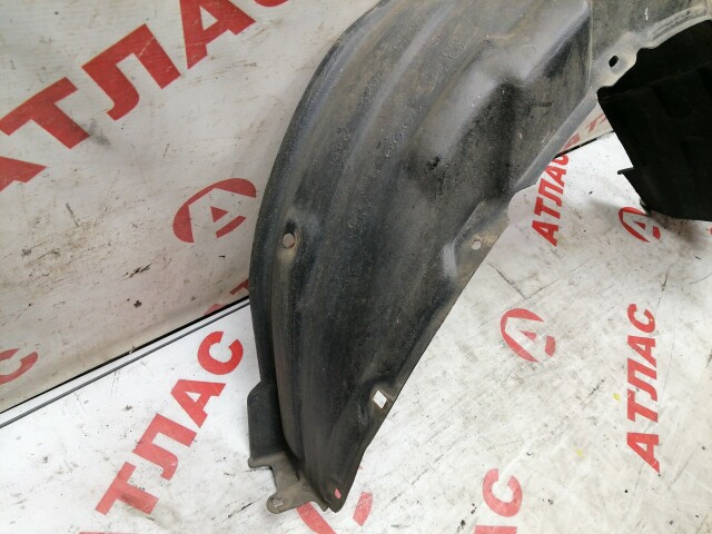 Подкрылок TOYOTA Corolla Fielder 