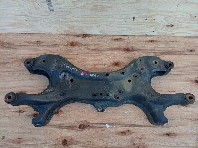 Балка поперечная TOYOTA Avensis 