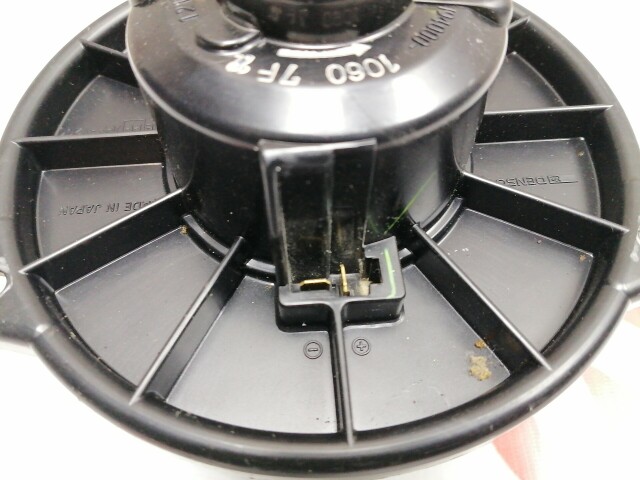 Моторчик печки TOYOTA Vitz 