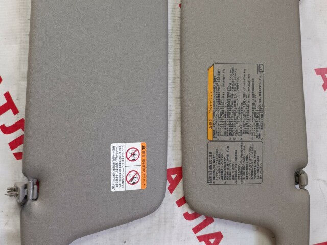 Козырёк TOYOTA Corolla Spacio 