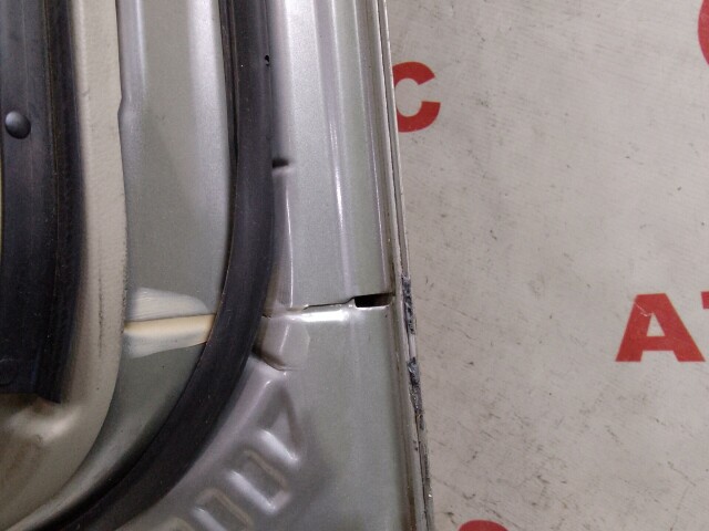 Дверь TOYOTA Avensis 