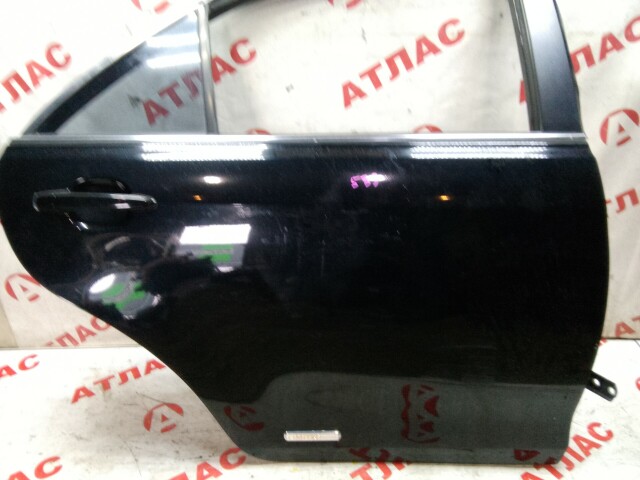 Дверь TOYOTA Camry 