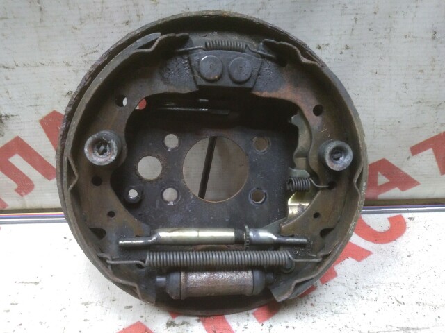 Тормозной механизм NISSAN Bluebird Sylphy 