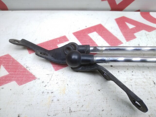 Амортизатор багажника TOYOTA Ist 