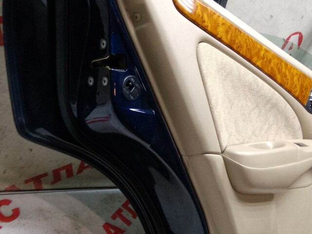 Дверь NISSAN Bluebird Sylphy 