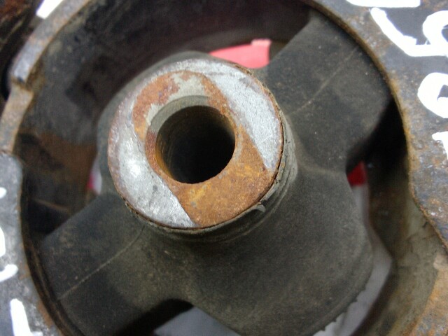 Подушка ДВС TOYOTA Corolla 3ZZ-FE