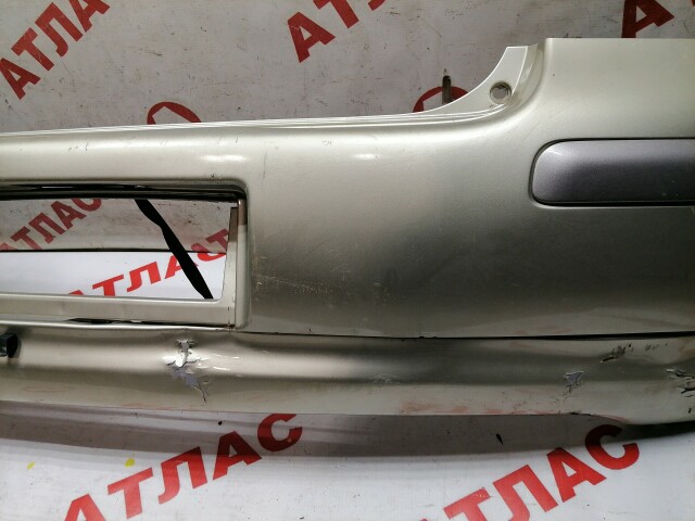 Бампер задний TOYOTA Vitz 