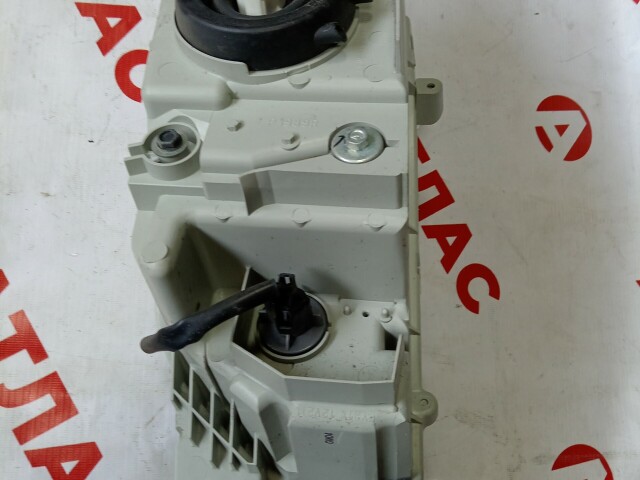 Фара MAZDA Premacy 