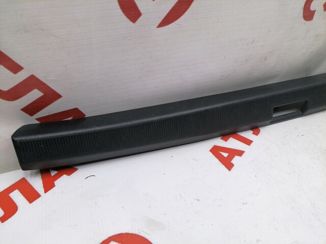 Накладка замка багажника TOYOTA Corona Premio 