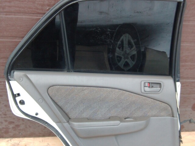 Дверь TOYOTA Corona Premio 