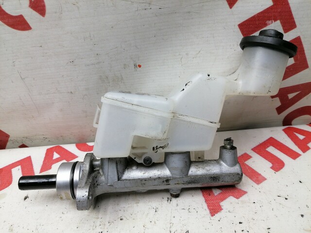 Главный тормозной цилиндр TOYOTA Corolla 