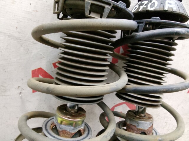 Стойка HONDA Fit 