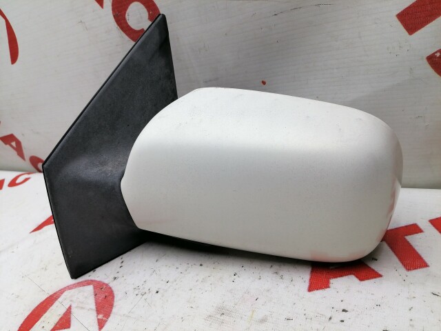 Зеркало TOYOTA Ist 