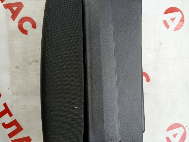 Подлокотник TOYOTA Avensis 