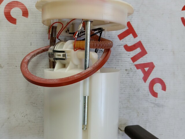 Бензонасос MAZDA Axela 