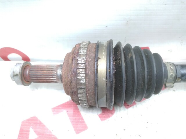 Привод короткий HONDA Stream D17A