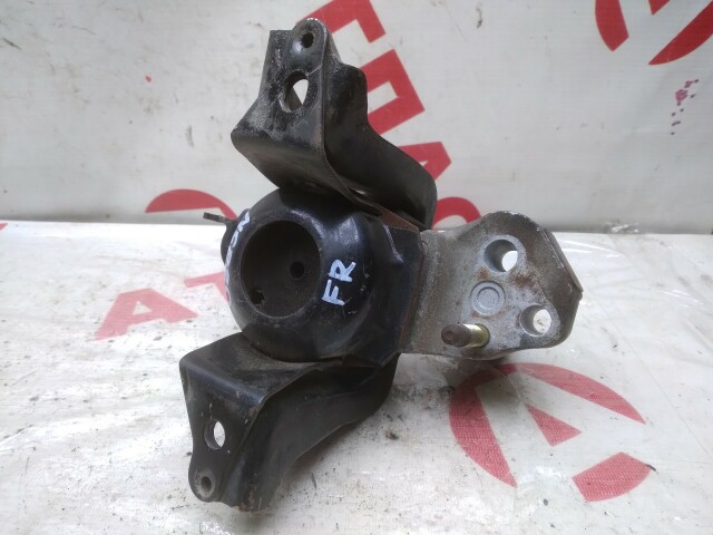 Подушка ДВС TOYOTA FunCargo 