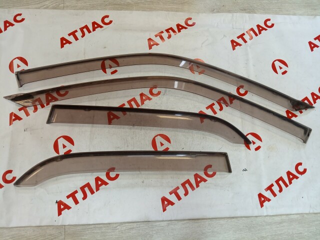 Ветровик TOYOTA Corolla 